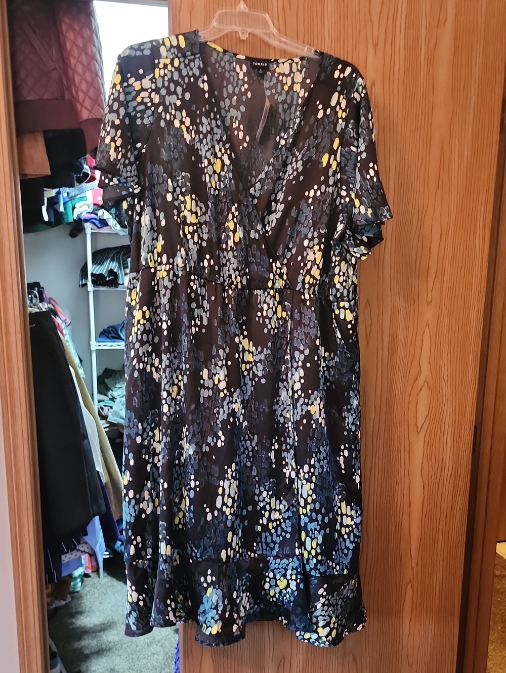 torrid Black V-Neck Midi Dress with Blue and Yellow Dot Print